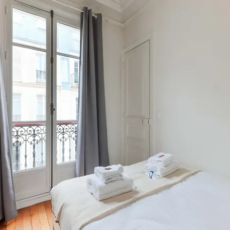 Bright - 1 Bdr 2p - Ternes Monceau Daire *